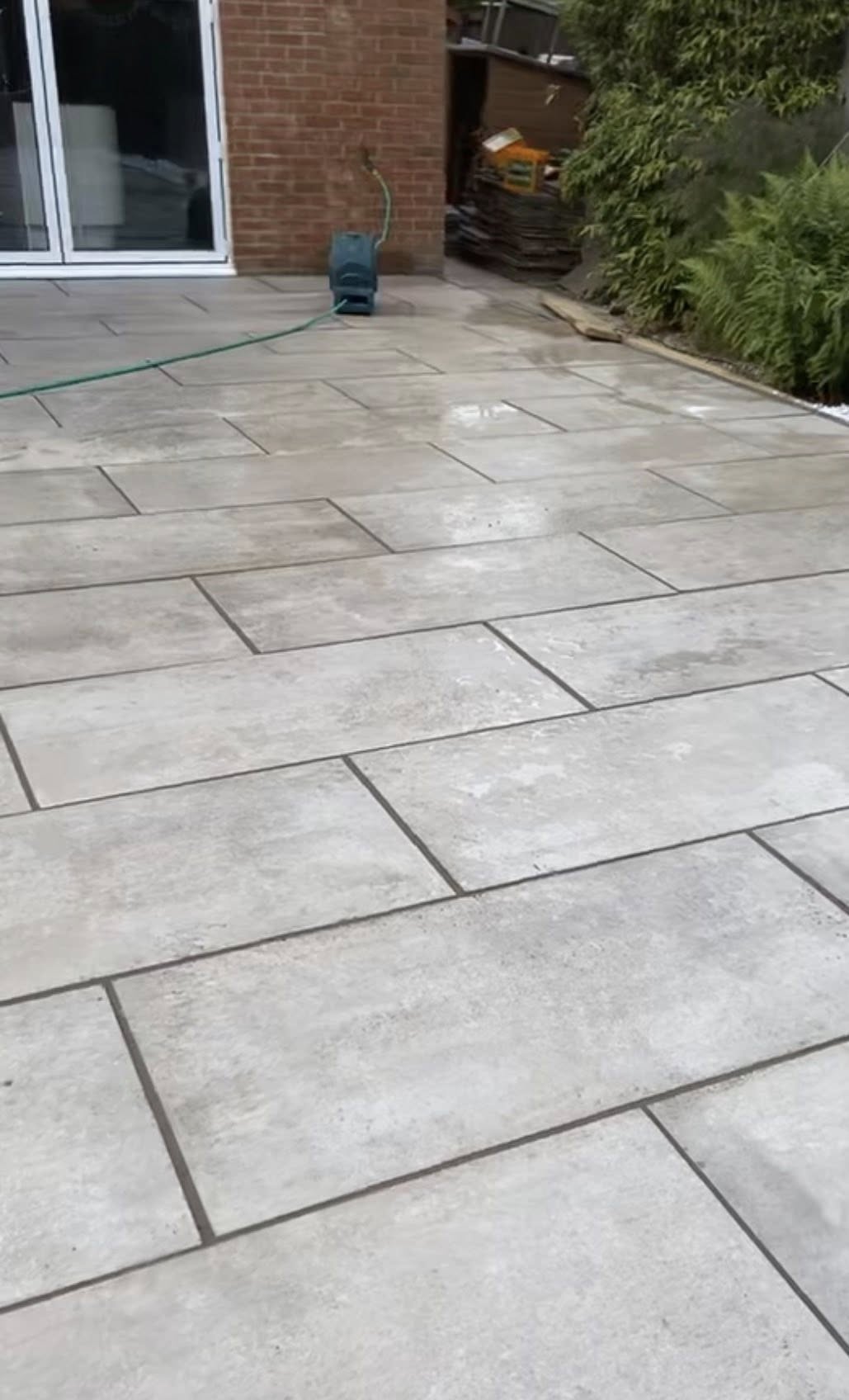 High precision stone paving